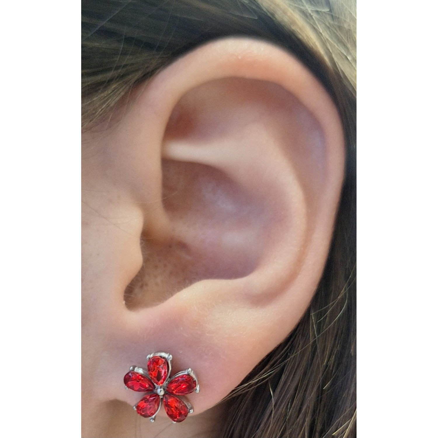 Сребристи обеци от стомана с червено цвете - 5059 Сребристи обеци от стомана с червено цвете - 5059