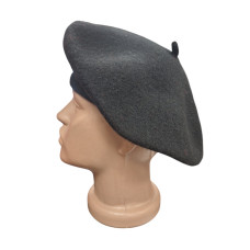 Черна дамска барета - 8309