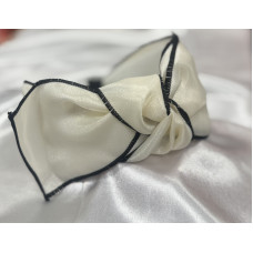 Елегантна диадема в цвят екрю - 5606