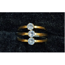 Златист стоманен пръстен с три кристала - 9212